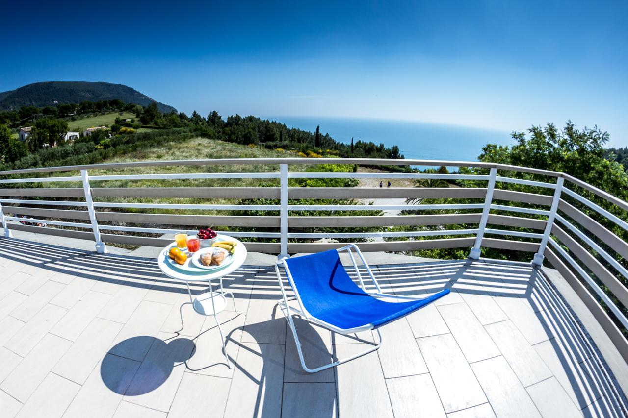 Hotel Beatrice Сироло Екстериор снимка